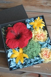 誕生日ボックスアレンジ