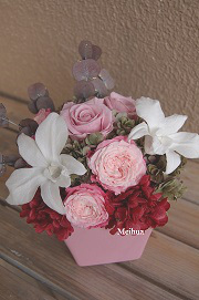 プリザーブドフラワーアレンジ