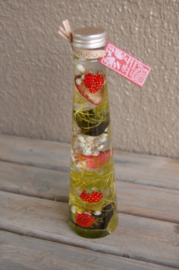 イチゴ
のハーバリウム